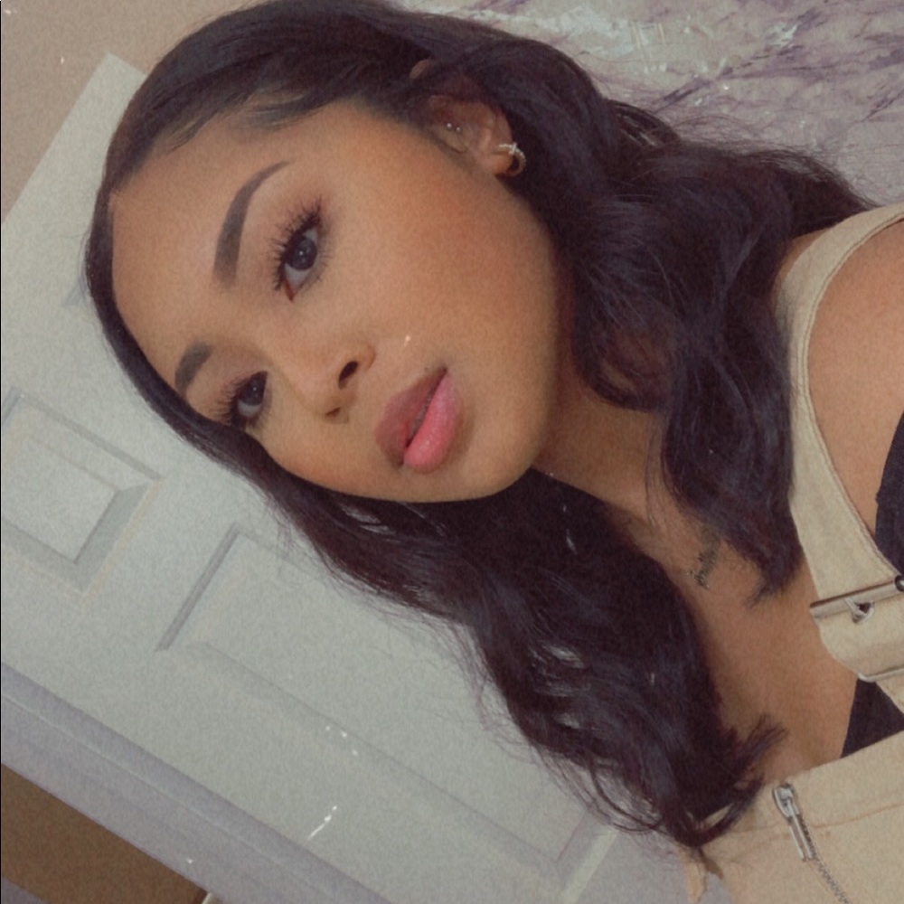 Meet your Posher, Brittany